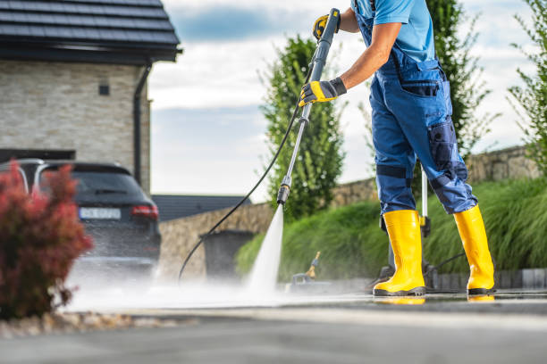 Best Soft Washing  in Riverside, MO